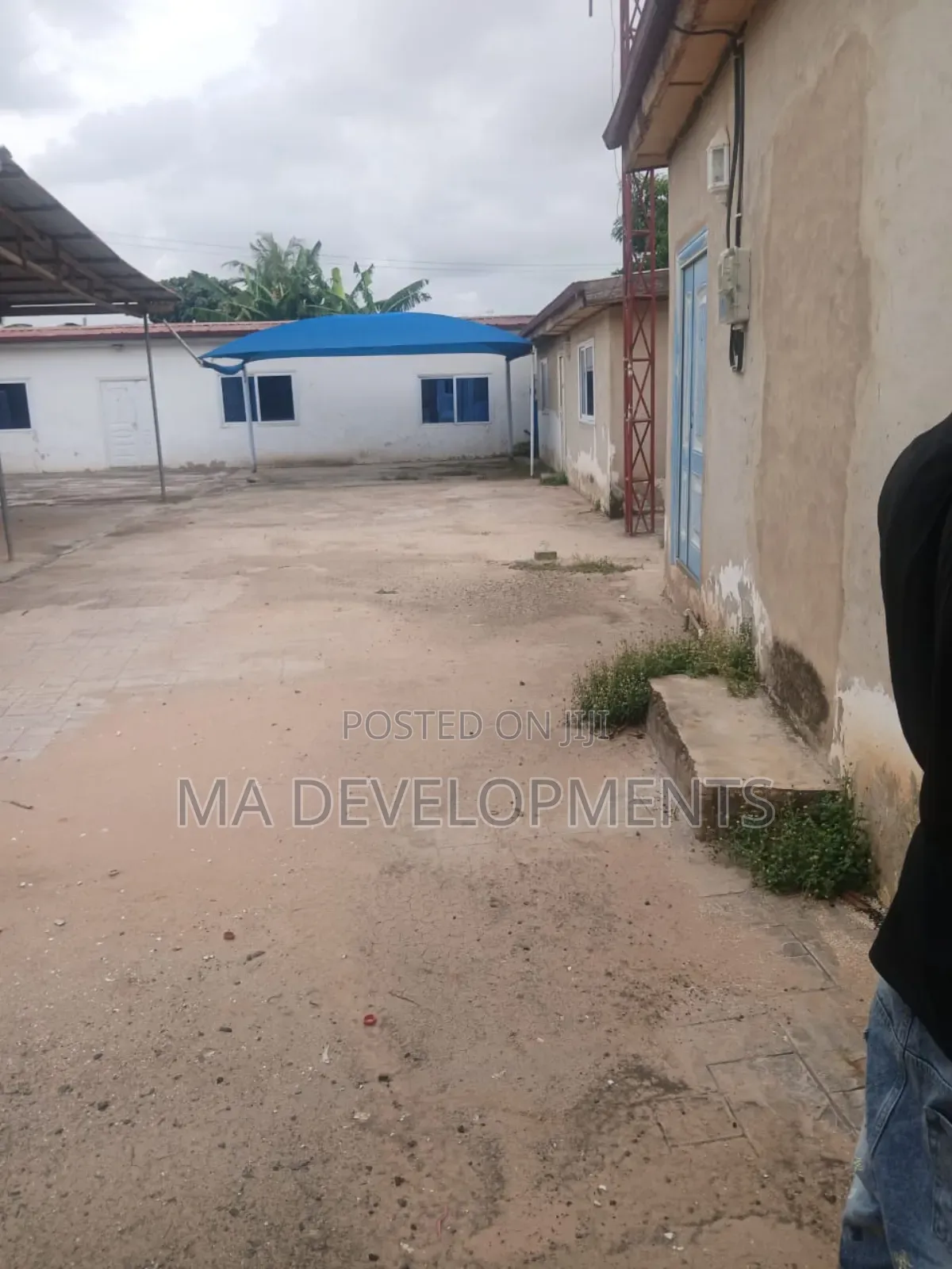 3bdrm House in Chantain - Alhaji, School Area for sale