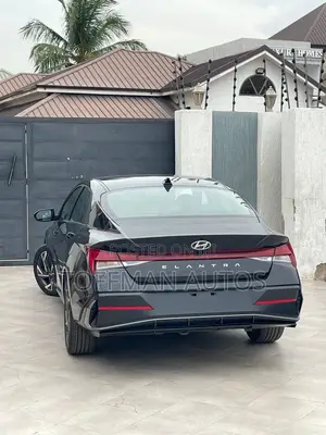 Hyundai Elantra 2025 Black