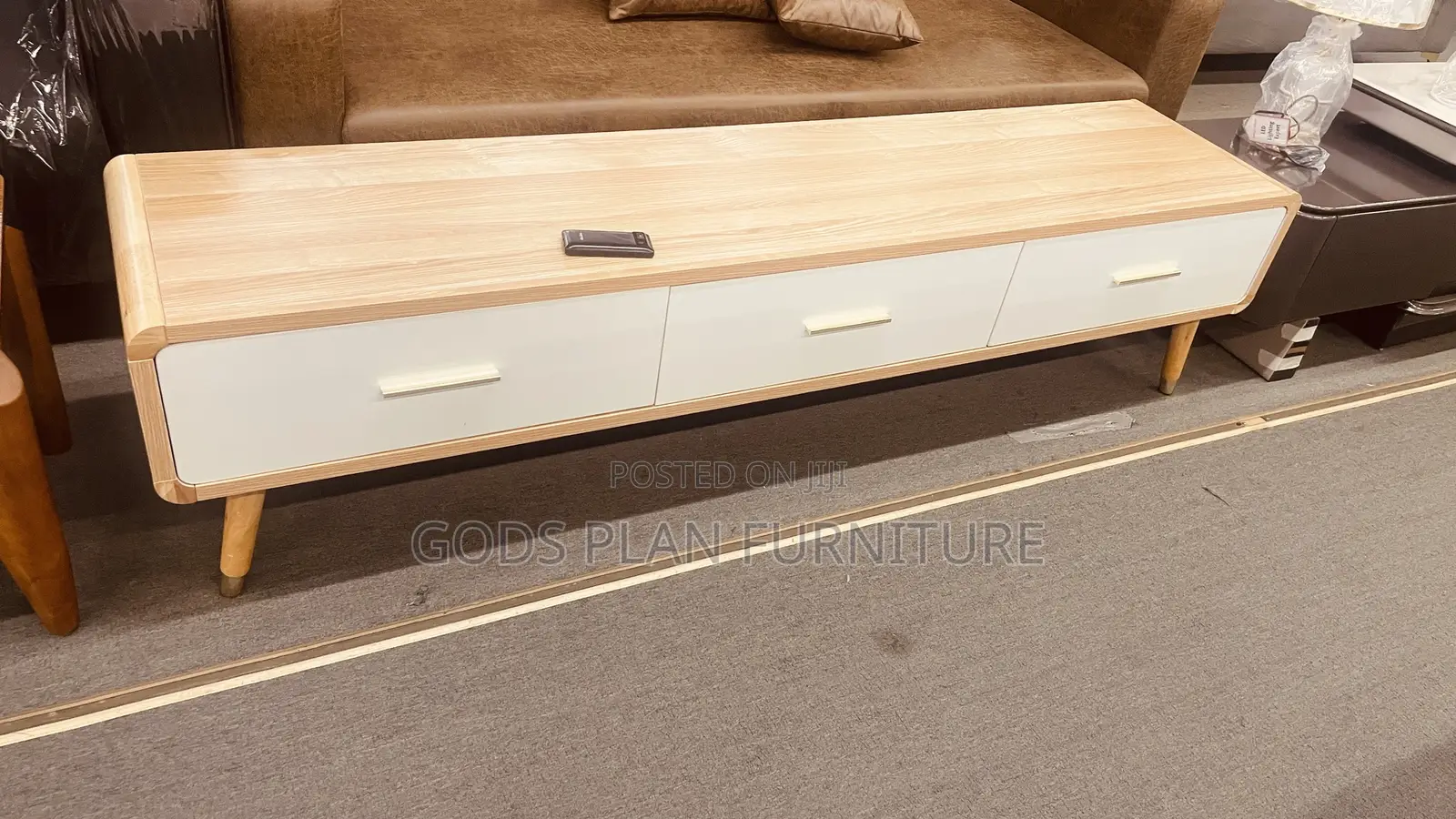 Foreign Wood Tv Stand ( Ds-18)
