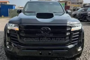 New Toyota Land Cruiser LC300 2025 Black