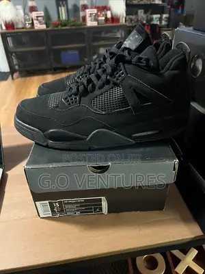 Jordan 4 Black Cat