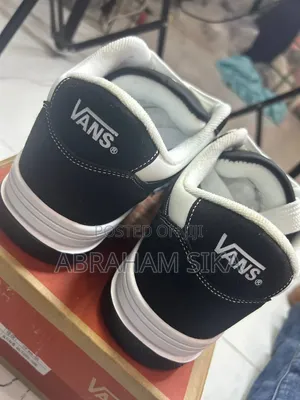 Vans Off the Wall Black and White