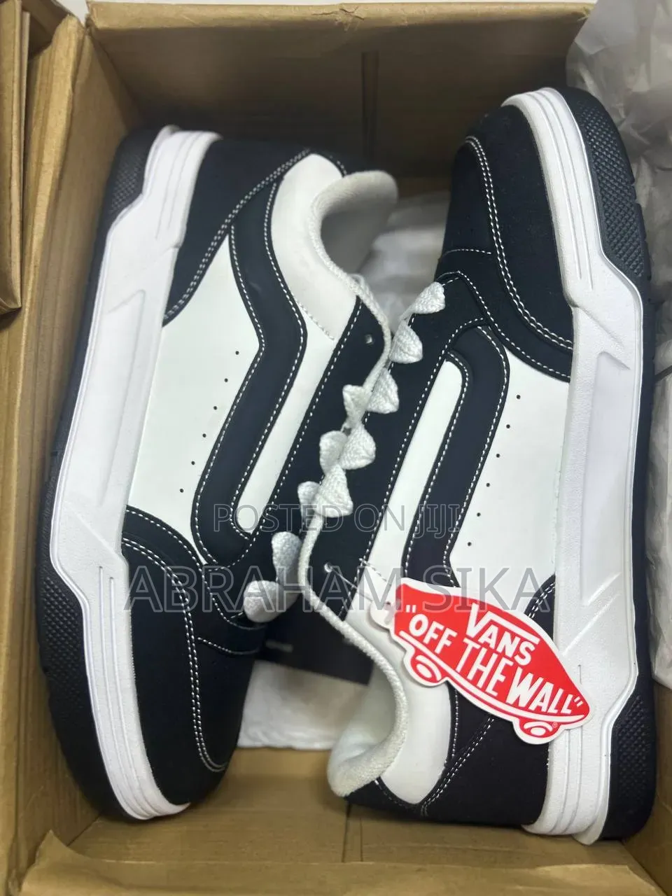Vans Off the Wall Black and White