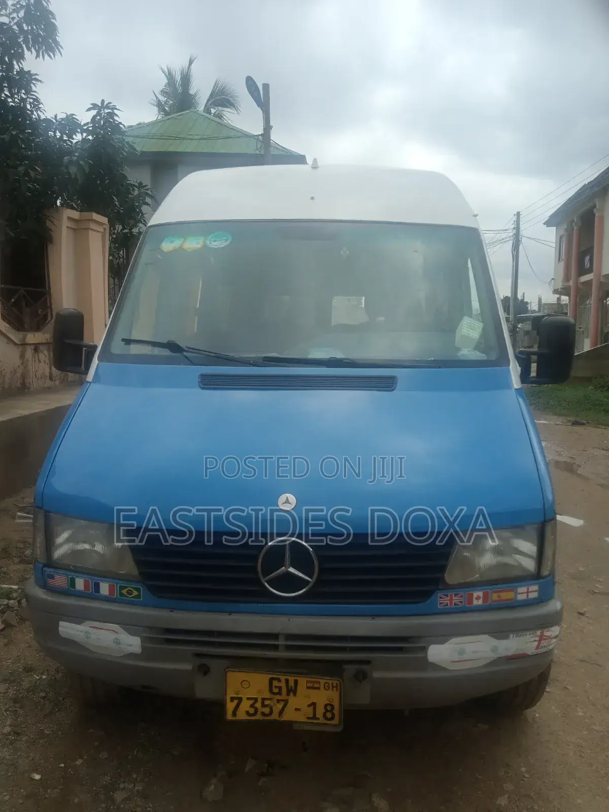 Mercedes-Benz 1113 1999 Blue