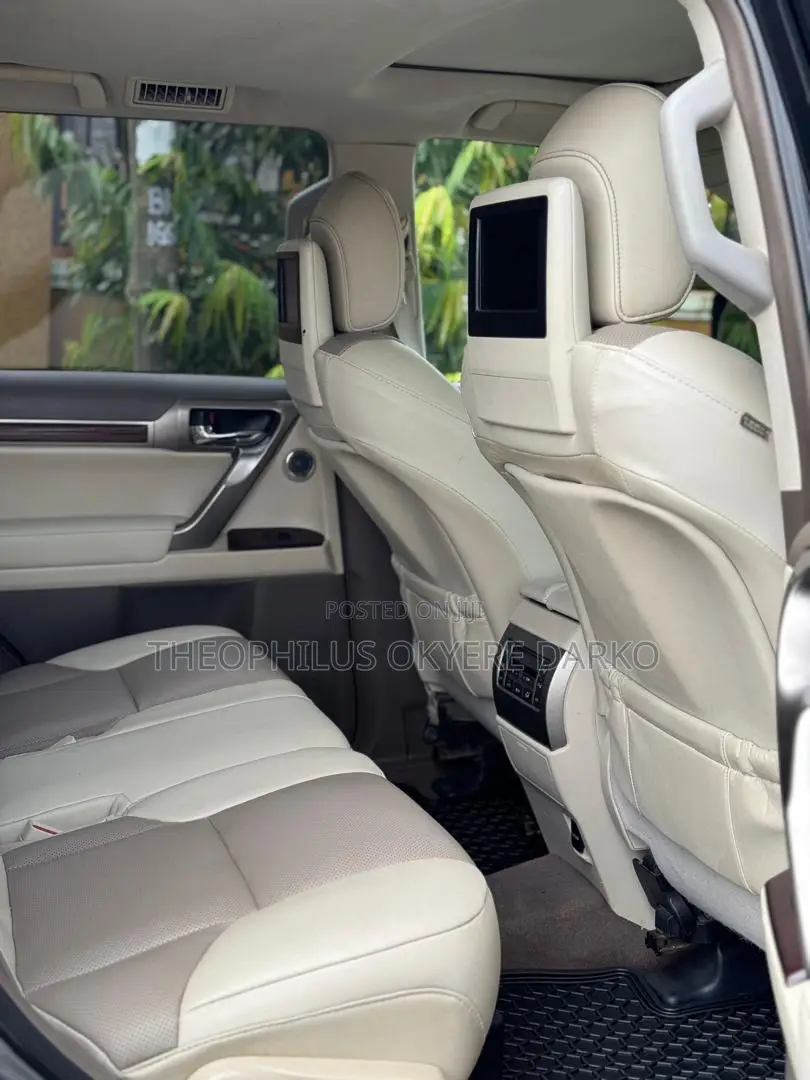 Lexus GX 460 Luxury 2015 Gray