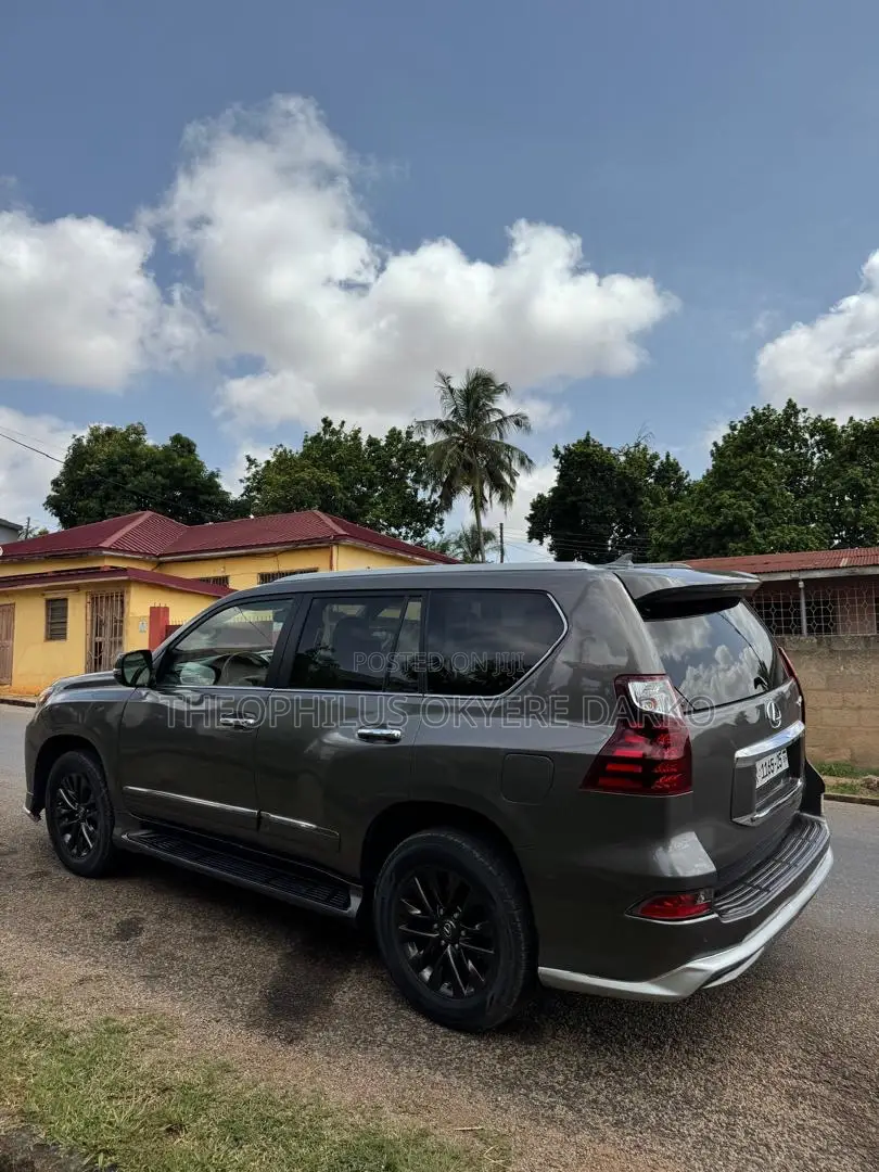 Lexus GX 460 Luxury 2015 Gray