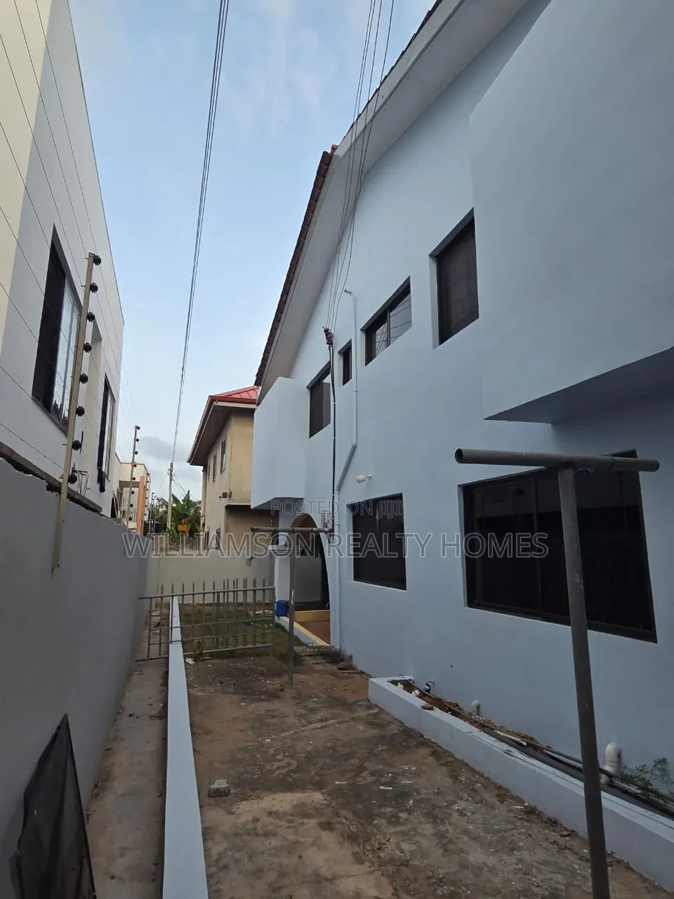 4bdrm House in Community 18 Area, Spintex for rent