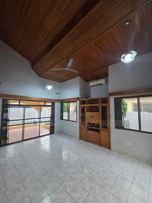 4bdrm House in Community 18 Area, Spintex for rent