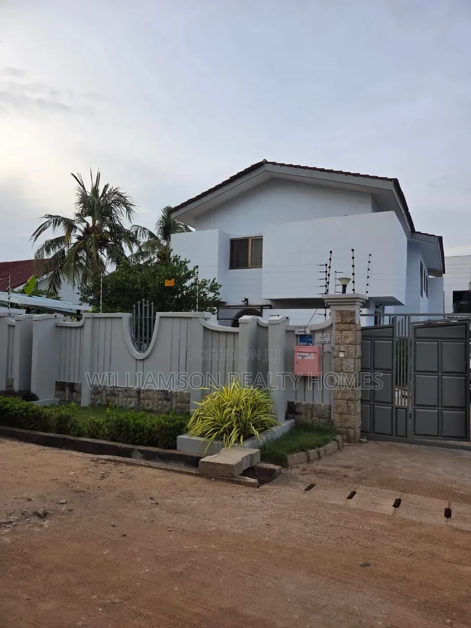 4bdrm House in Community 18 Area, Spintex for rent