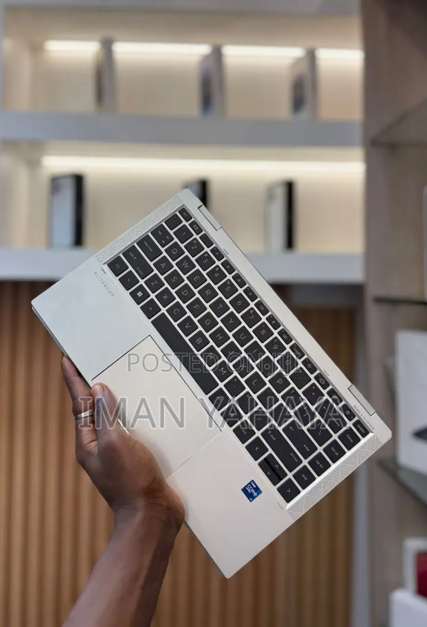 Laptop HP EliteBook 1040 G8 16GB Intel Core i7 SSD 512GB