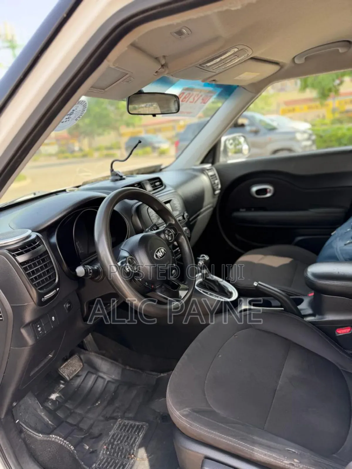 Kia Soul Base Hatchback 2016 White