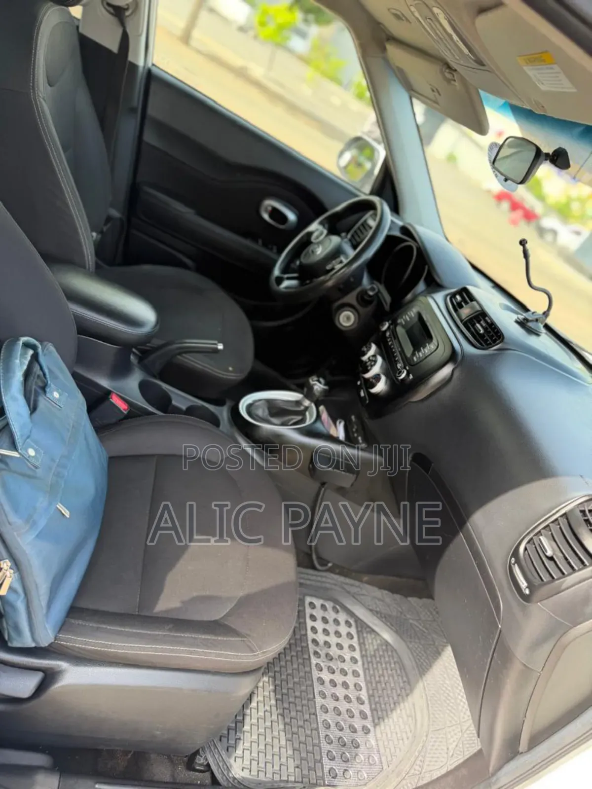Kia Soul Base Hatchback 2016 White