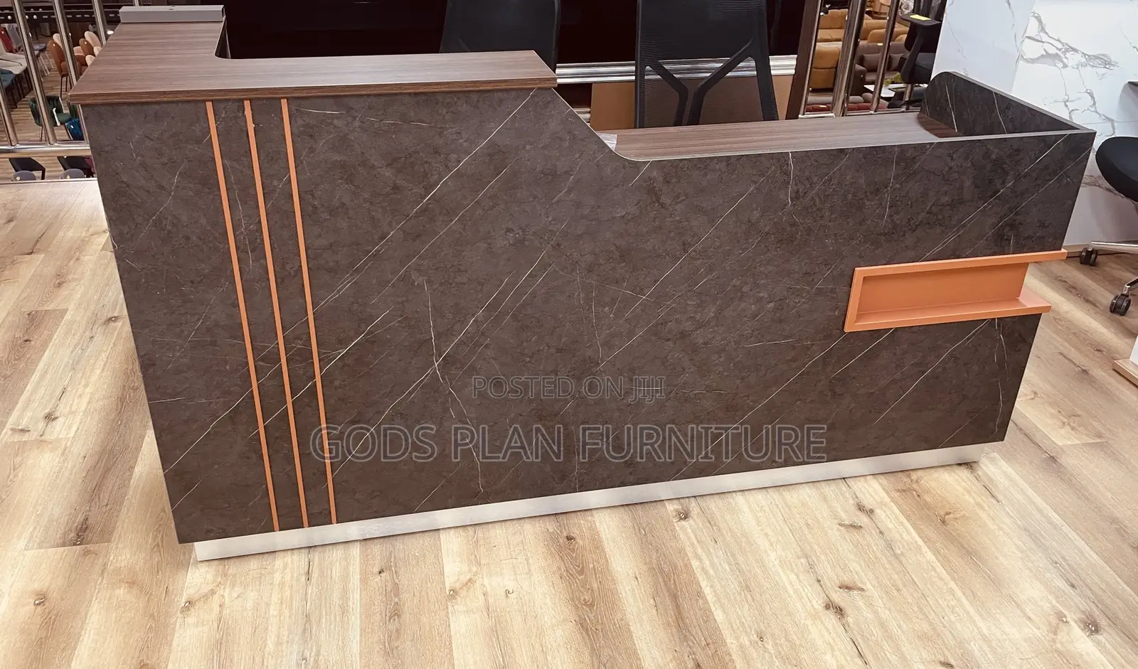 Executive Front Desk (La-660-20)
