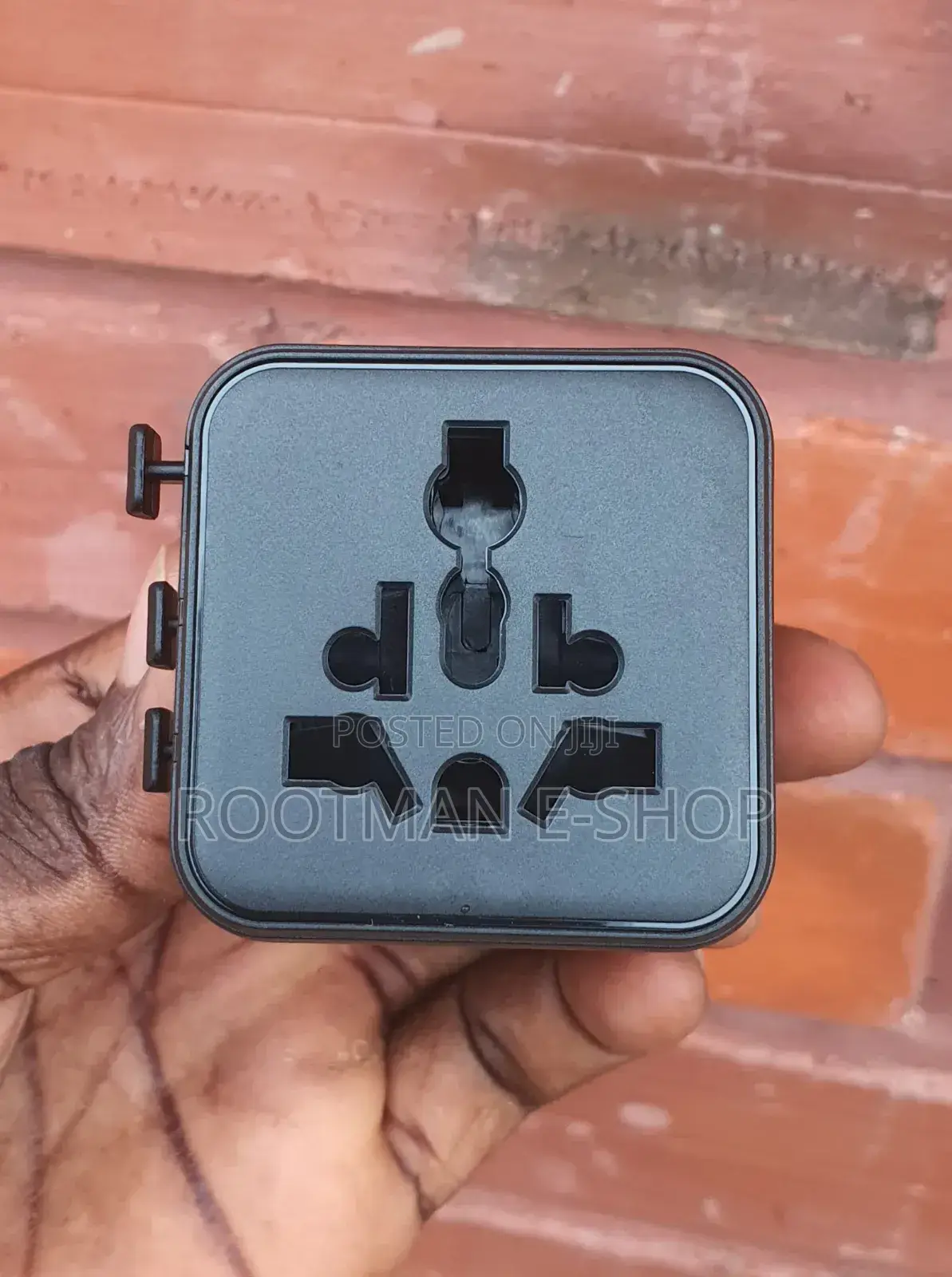 Oraimo Poweromni 251 Universal Travel Adapter