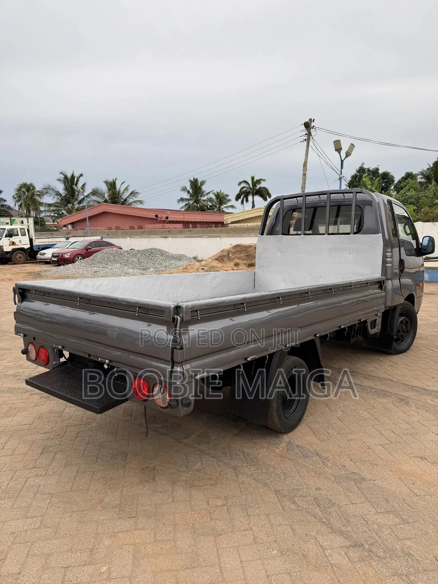 Kia Bongo 3 2012 Gray