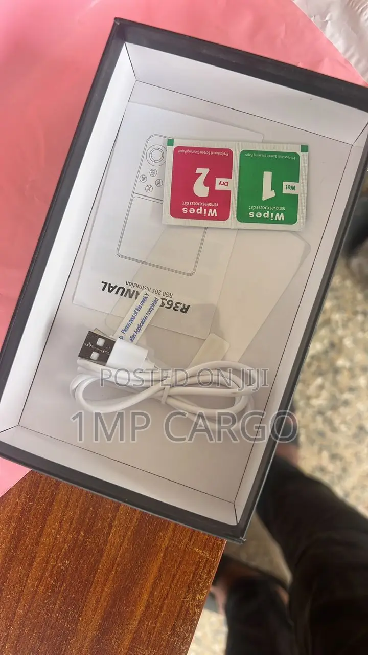 R36s Handheld Console