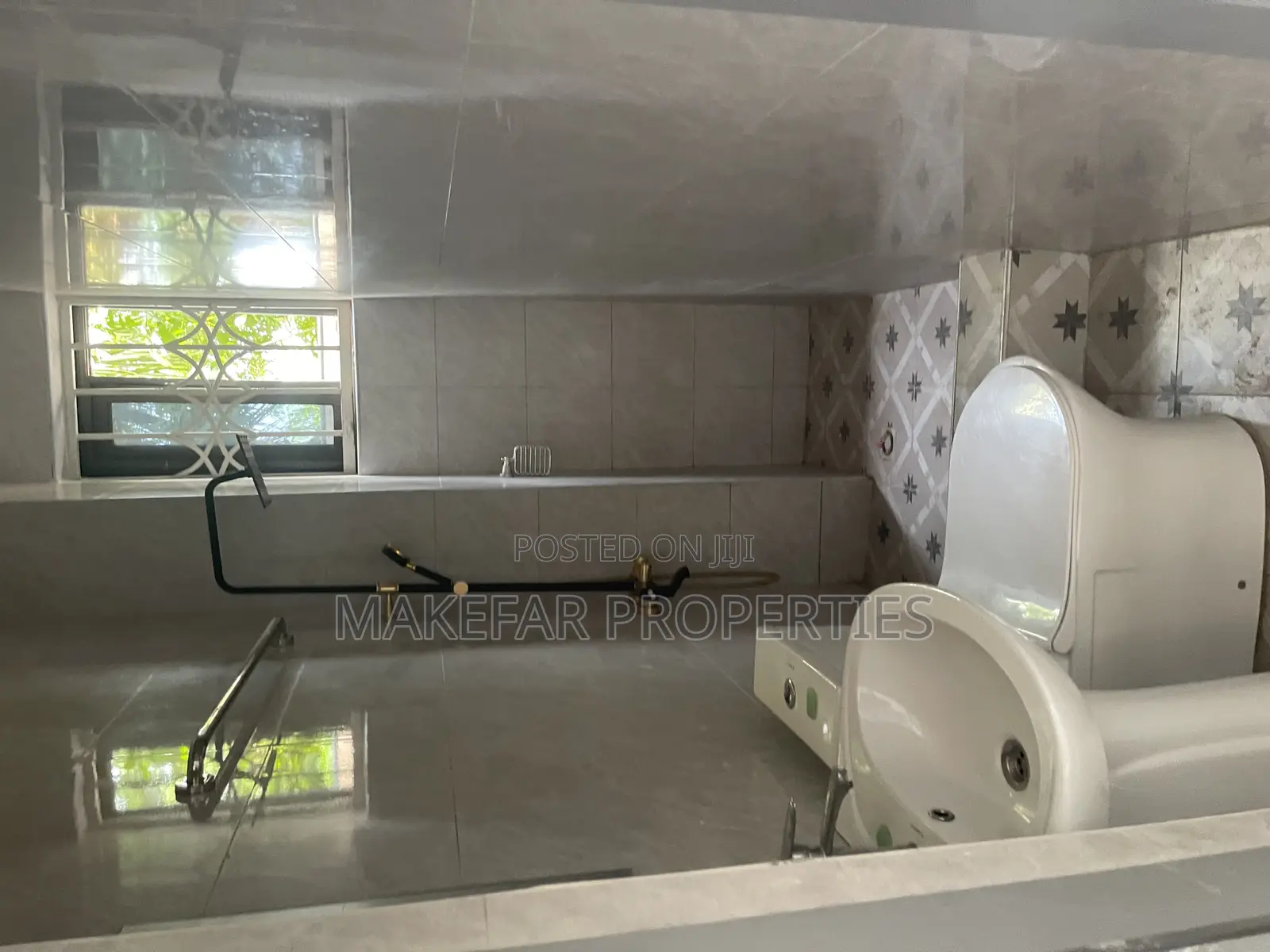 2bdrm Apartment in Adjiriganor for rent