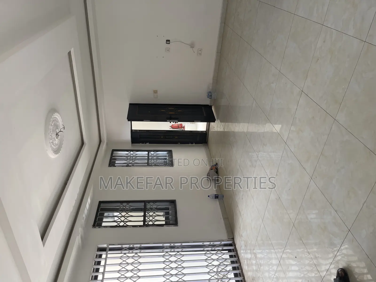 2bdrm Apartment in Adjiriganor for rent