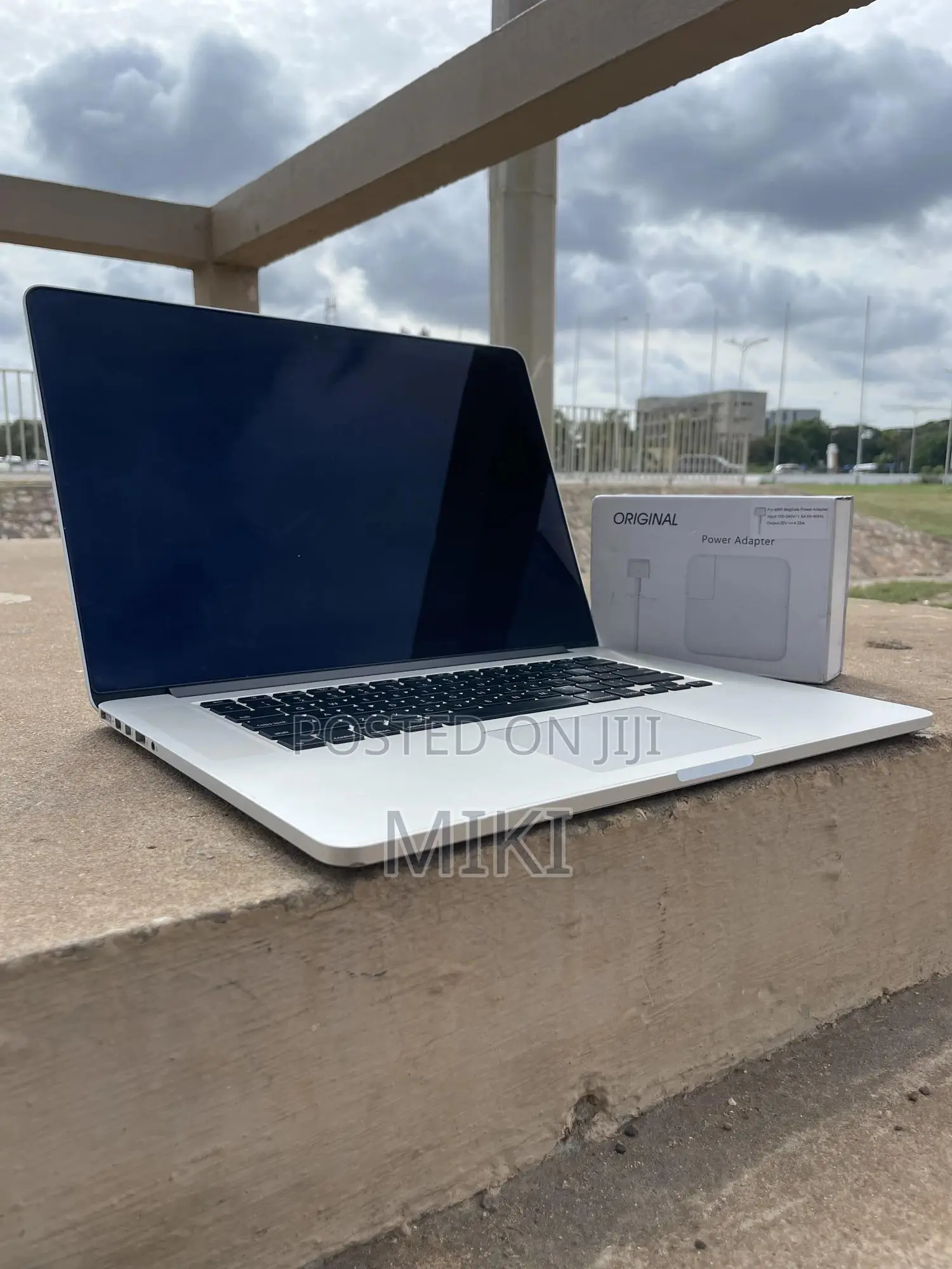 Laptop Apple MacBook Pro 2015 16GB Intel Core i7 SSD 512GB