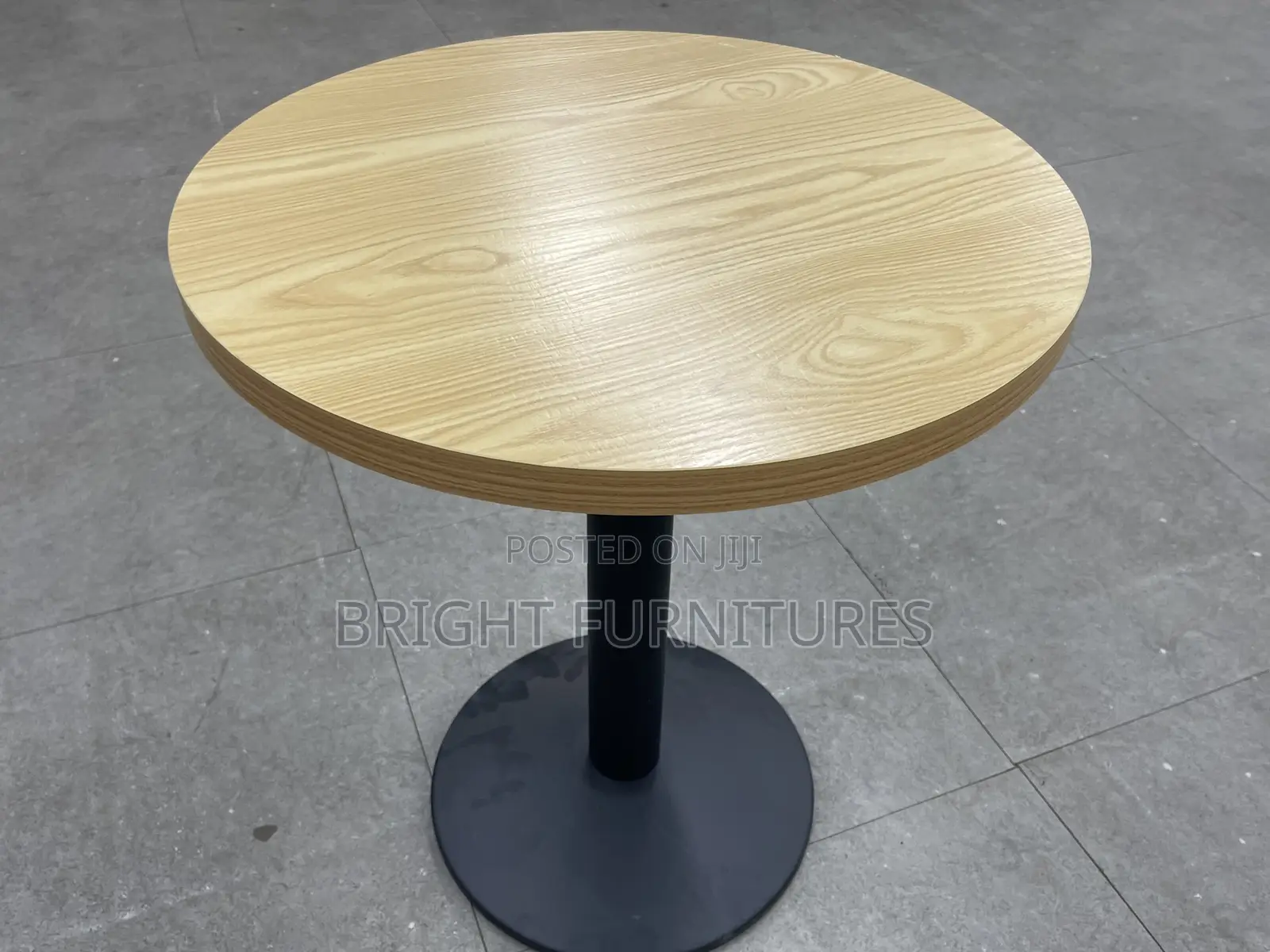 Round Bar Restaurant Table
