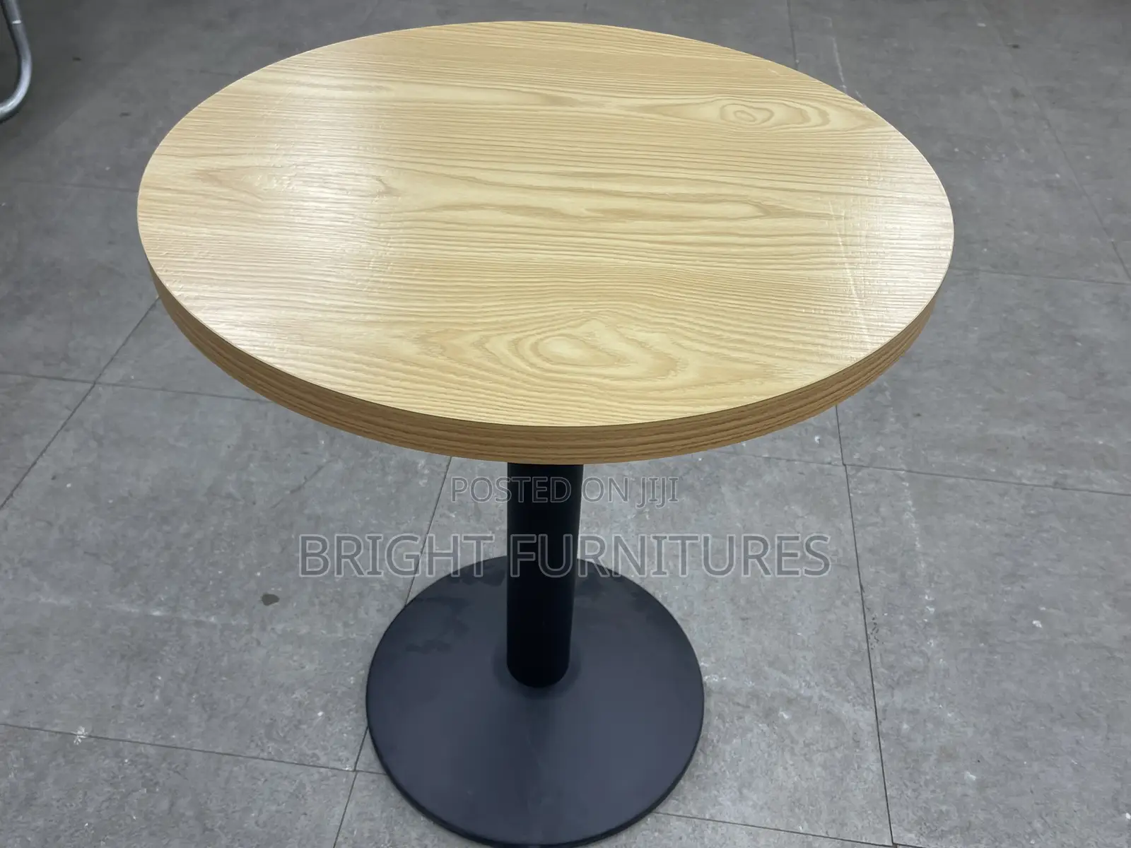 Round Bar Restaurant Table