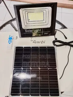 Rechargeable Solar Floodlight Set – Remote Control Auto Night Sensor