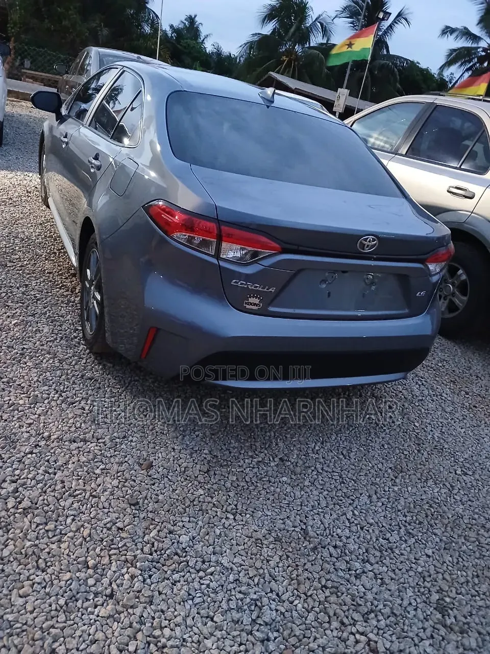Toyota Corolla LE 2020 Silver