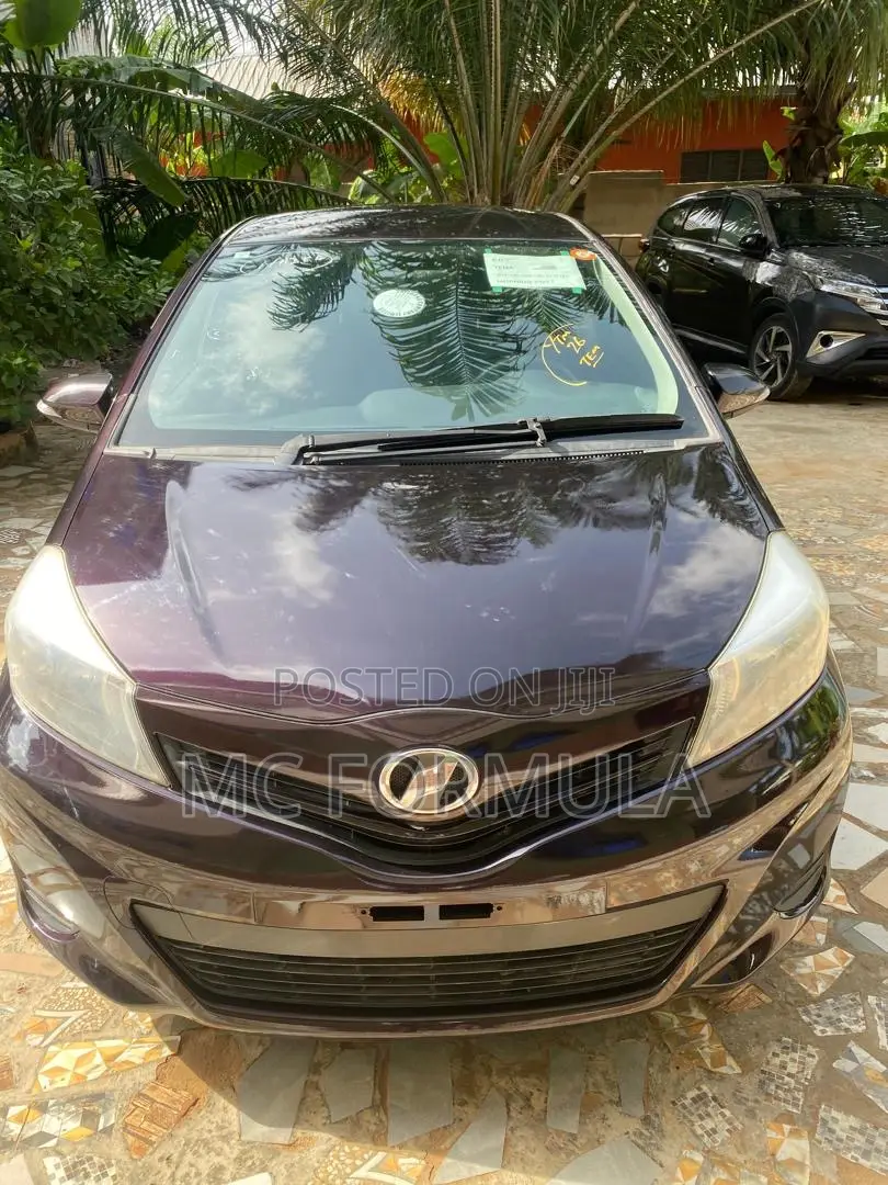 Toyota Vitz 2013 Purple