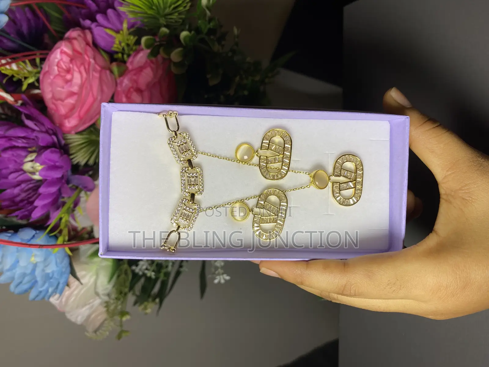 Gold and Diamond Valentino Jewelry Bracelet