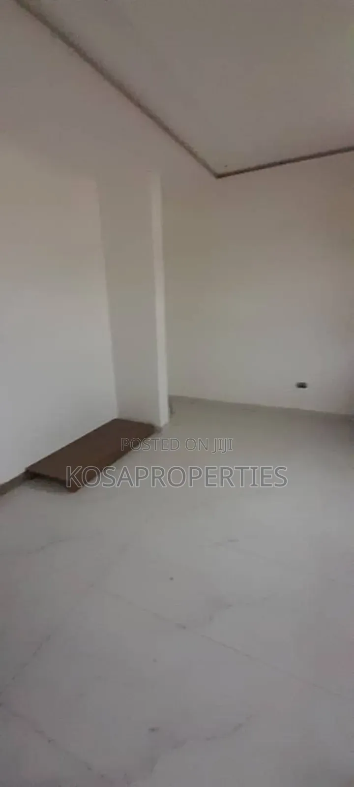 5bdrm House in Adjiringanor Tesa, East Legon for sale