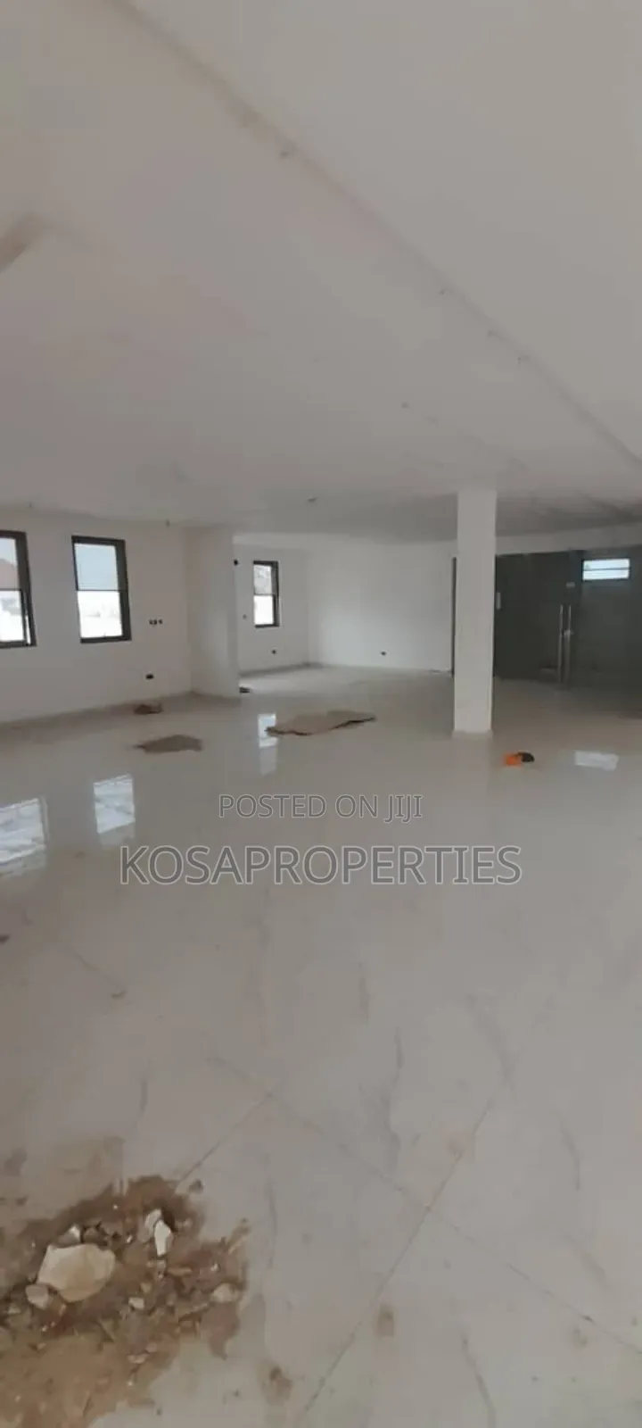 5bdrm House in Adjiringanor Tesa, East Legon for sale