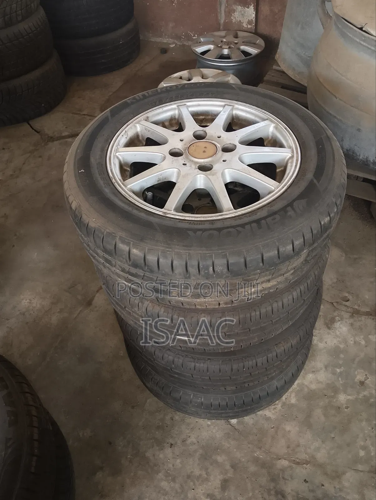 Aluminum Rimmed Tyres