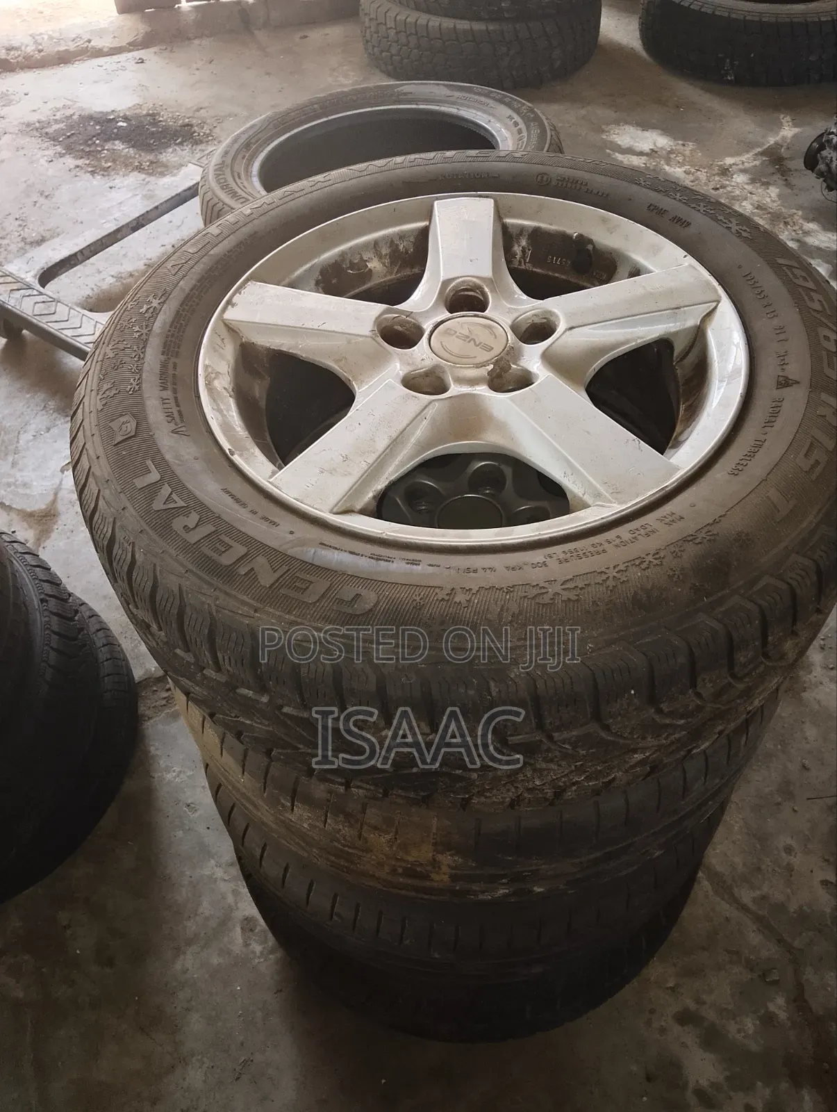 Aluminum Rimmed Tyres