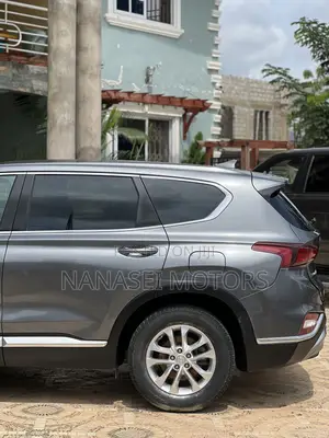Hyundai Santa Fe SEL 2.4 FWD 2019 Gray