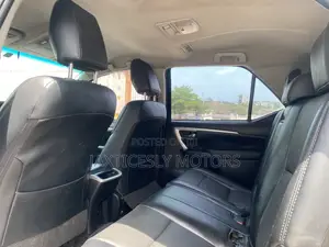 Toyota Fortuner 2.8 D AWD 2019 Black