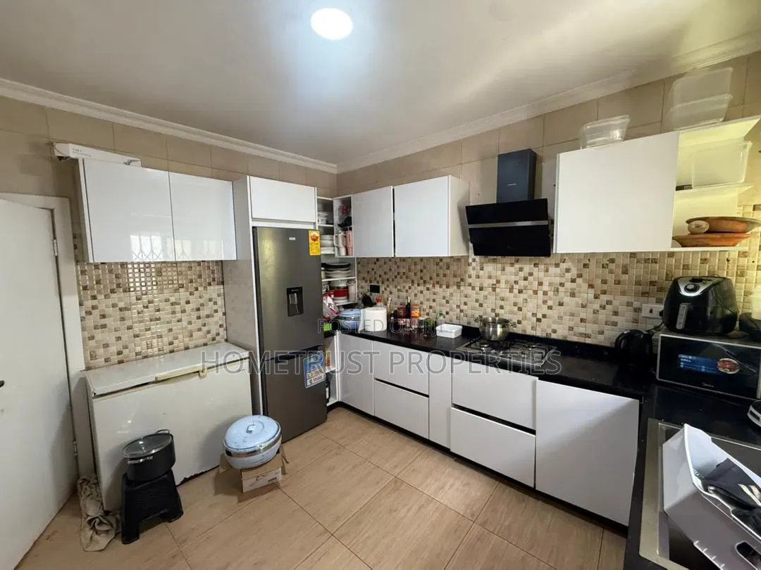 3bdrm House in Kwabenya Acp for sale