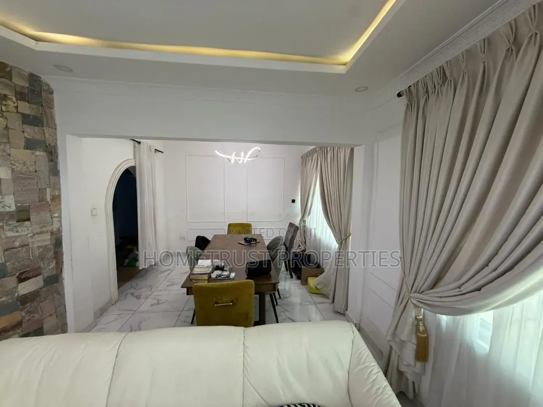 3bdrm House in Kwabenya Acp for sale