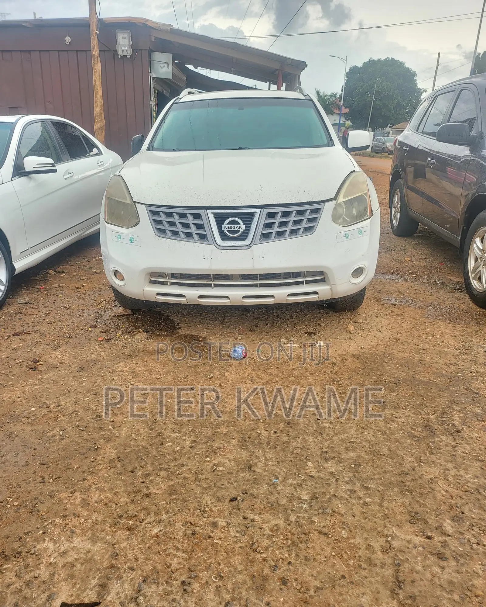 Nissan Rogue SV 2011 White