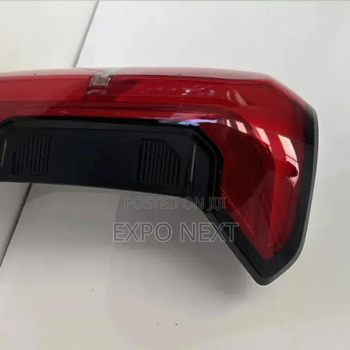 Tacoma 2024-2025 Pp+Abs+Led Tail Lights Pair