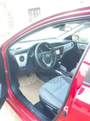 Toyota Corolla 2018 Red