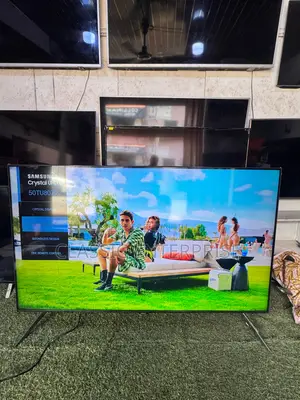 Samsung 50 Inches Smart Crystal Uhd Graphics Tv
