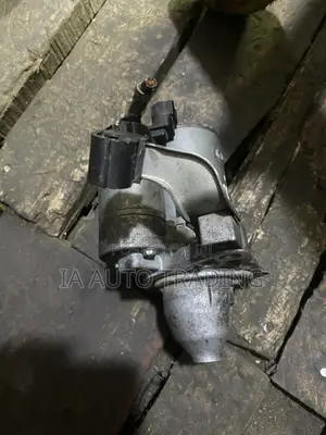 Toyota Vitz 2012 Starter