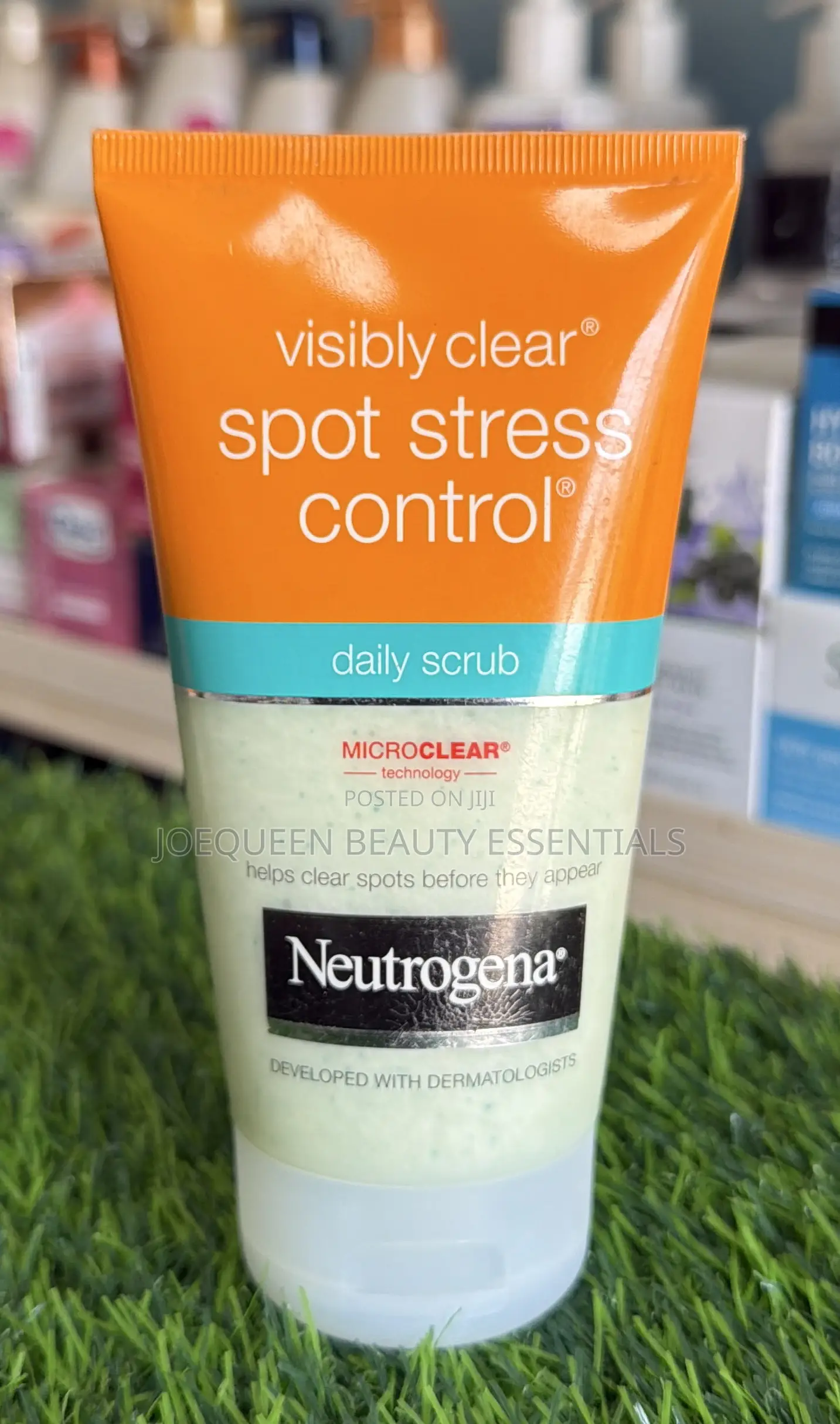 Neutrogena Face Scrubs