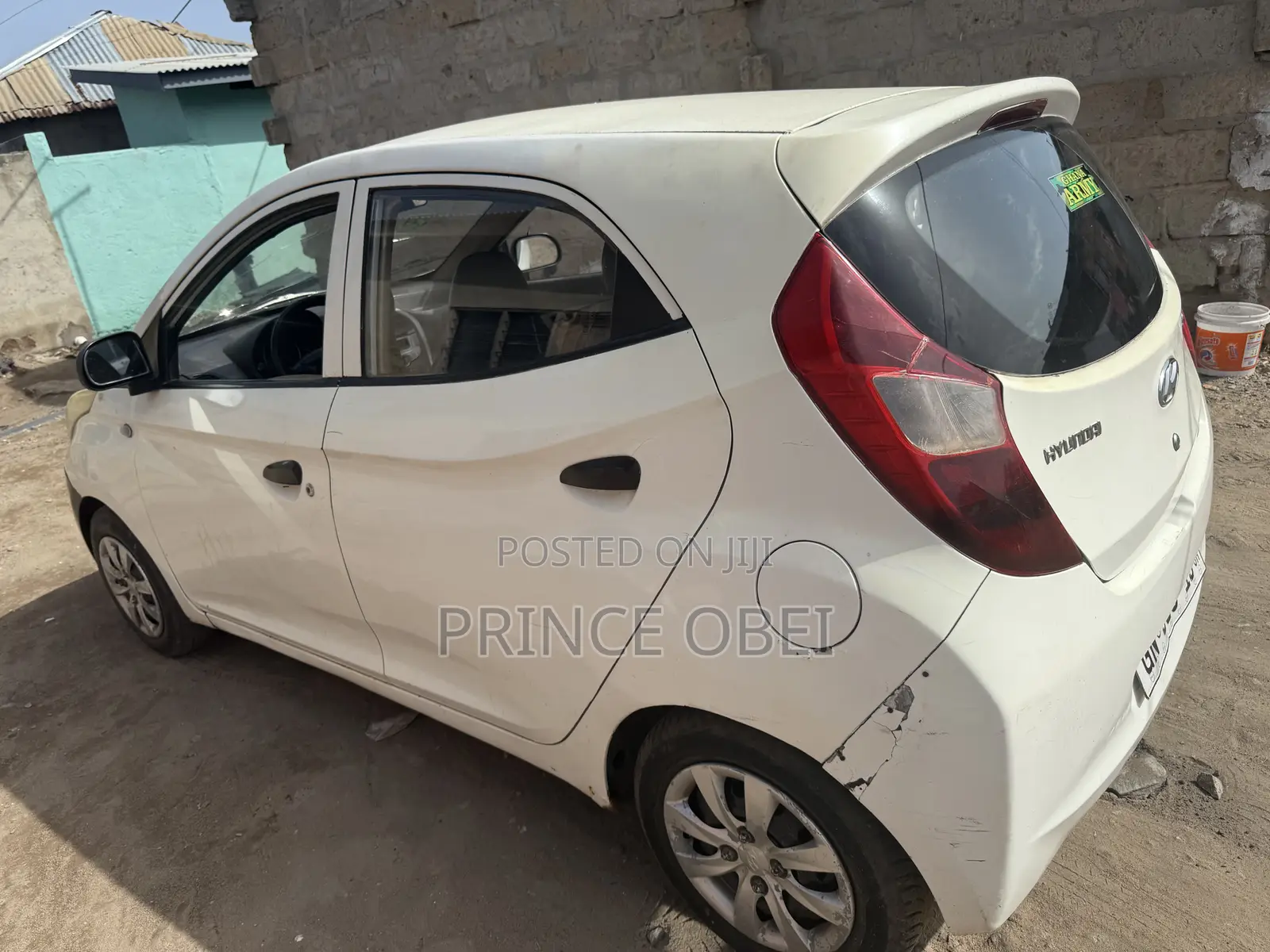 Hyundai Eon 2013 White