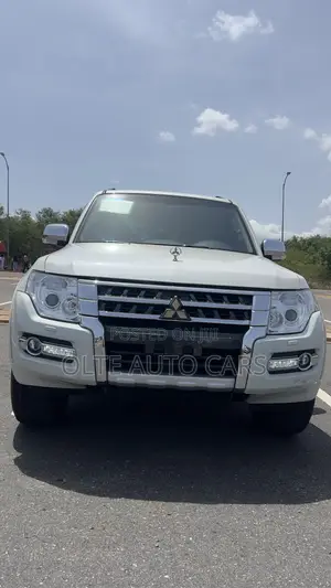 Mitsubishi Pajero V90 3.0 V6 GLS/GLX 2020 White