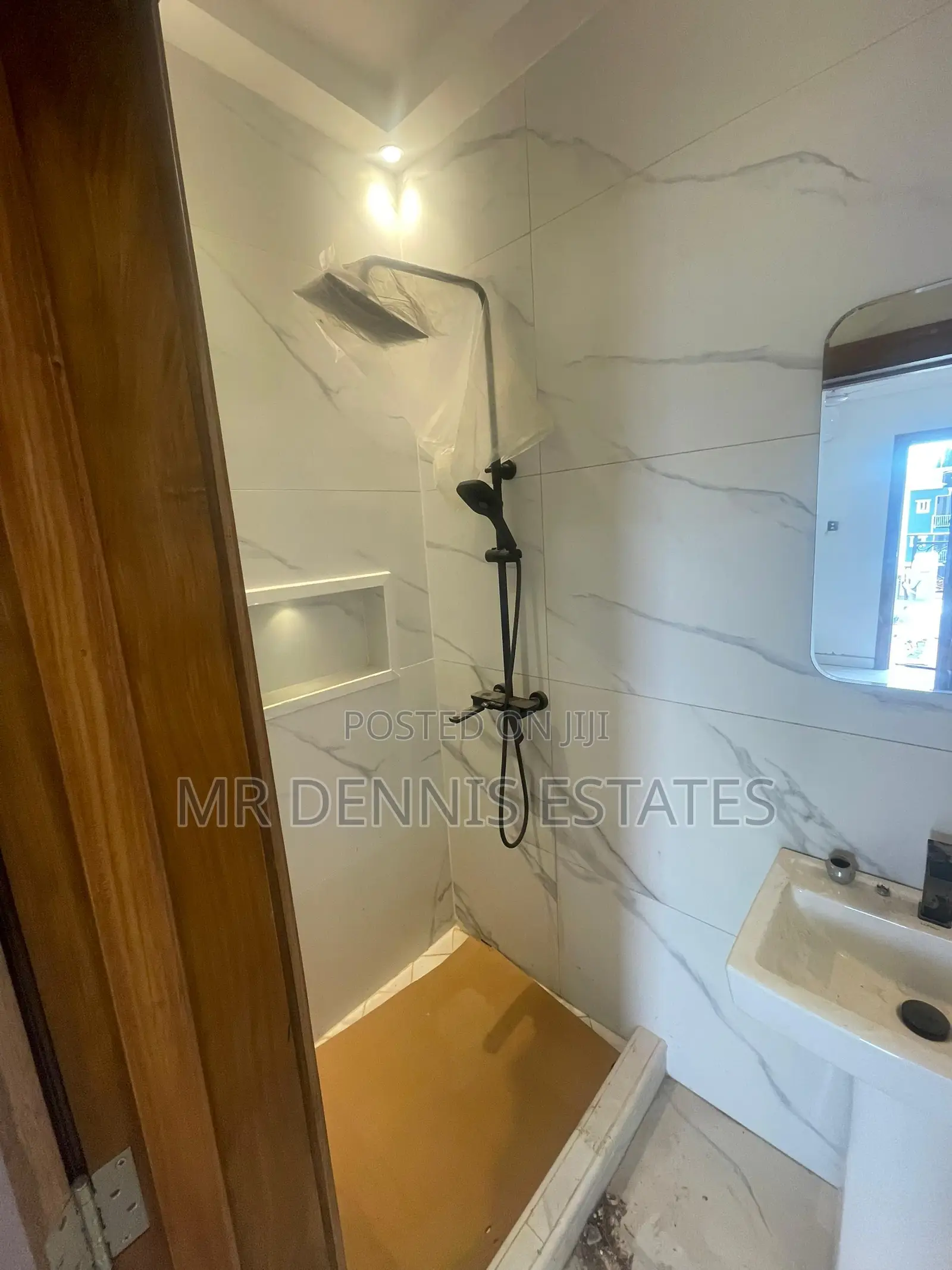 3bdrm Apartment in Mr Dennis Estates, McCarthy Hill for rent