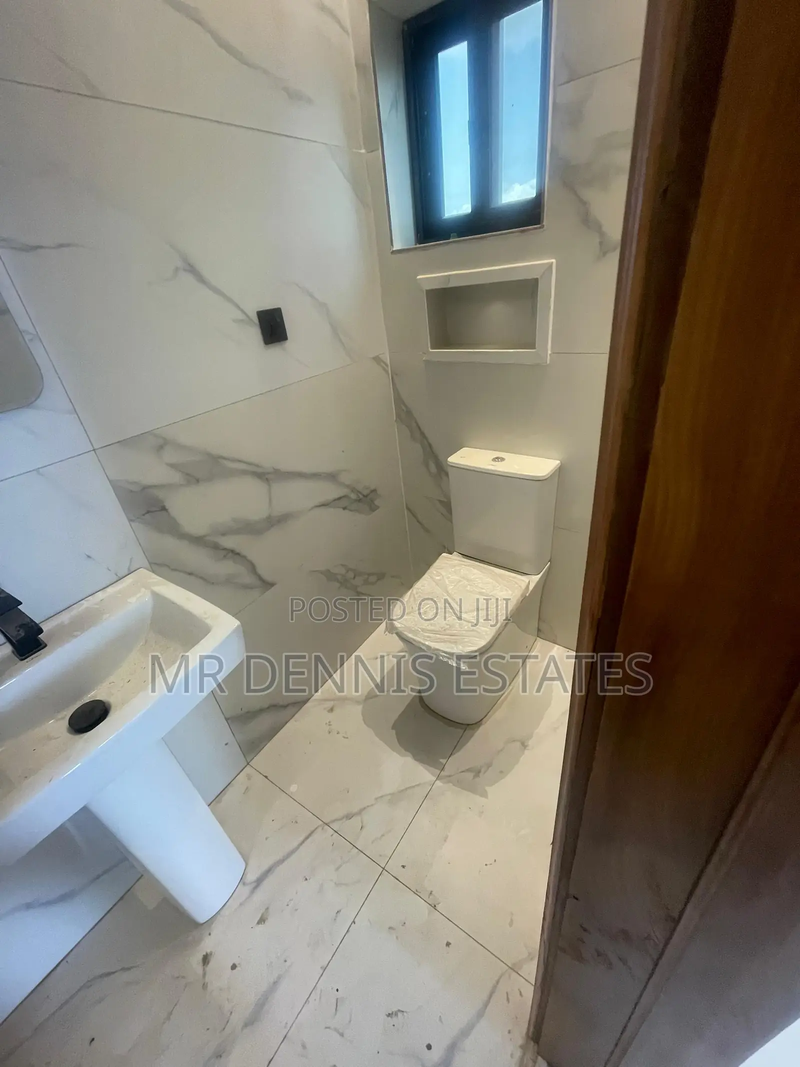 3bdrm Apartment in Mr Dennis Estates, McCarthy Hill for rent