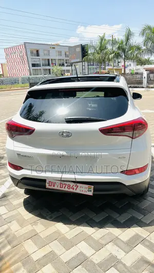 Hyundai Santa Fe 2017 White