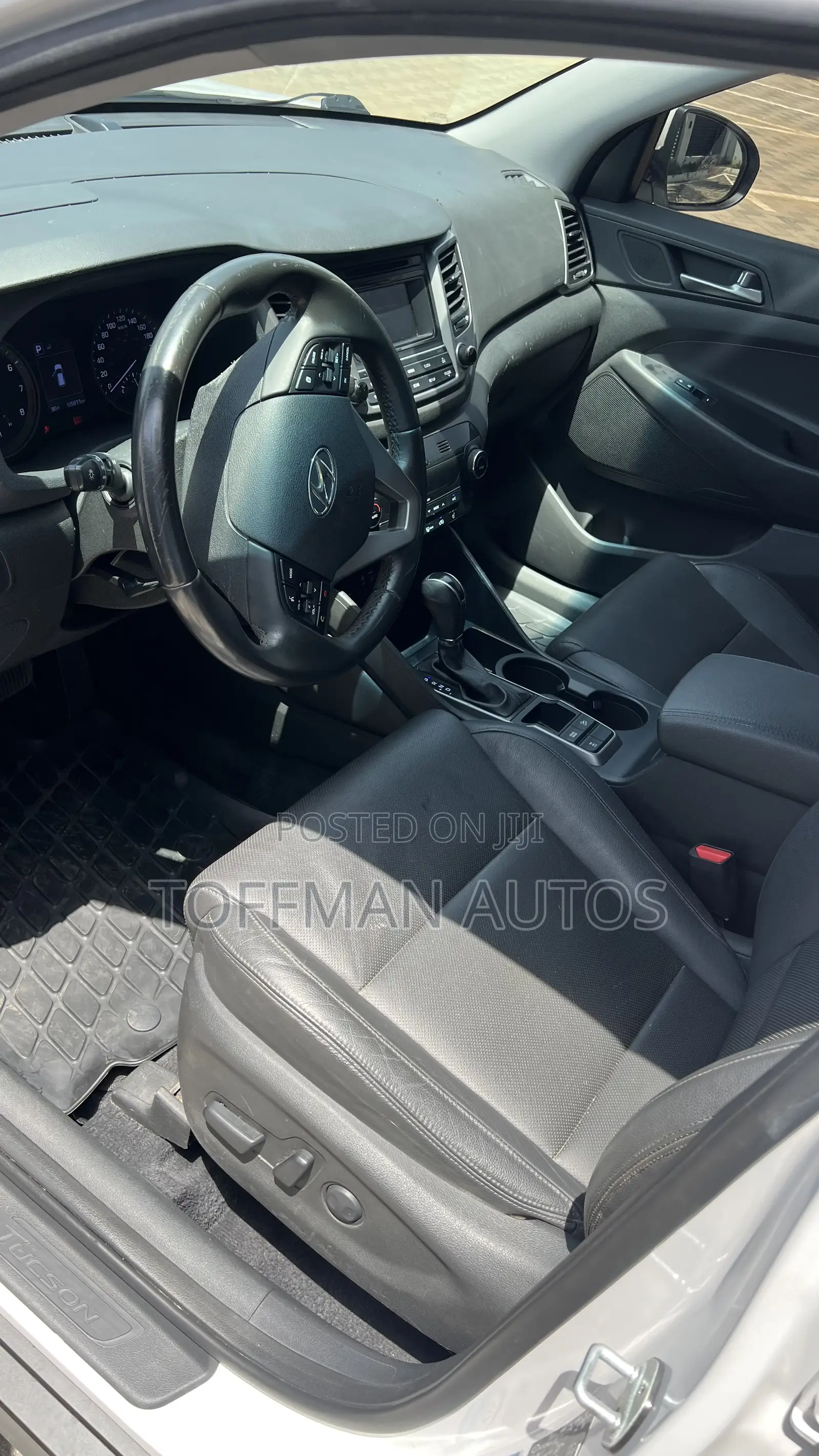 Hyundai Santa Fe 2017 White
