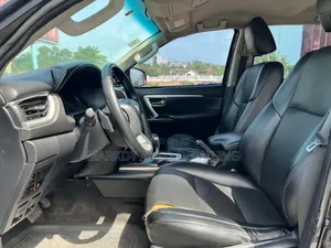 Toyota Fortuner 2019 Black